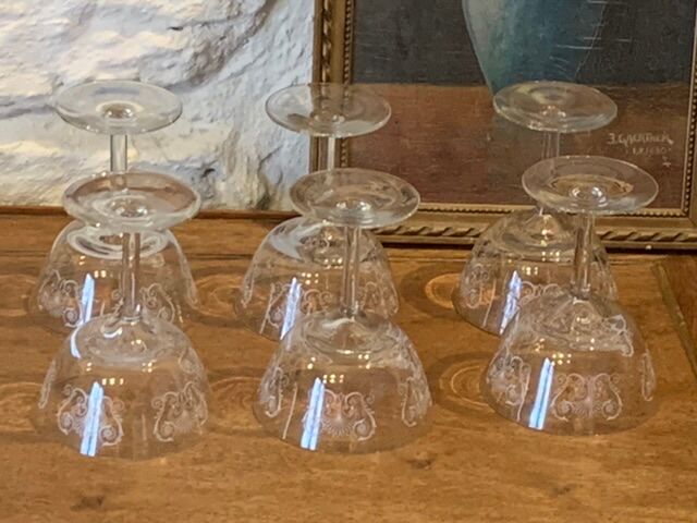 6 vintage butterfly champagne glasses