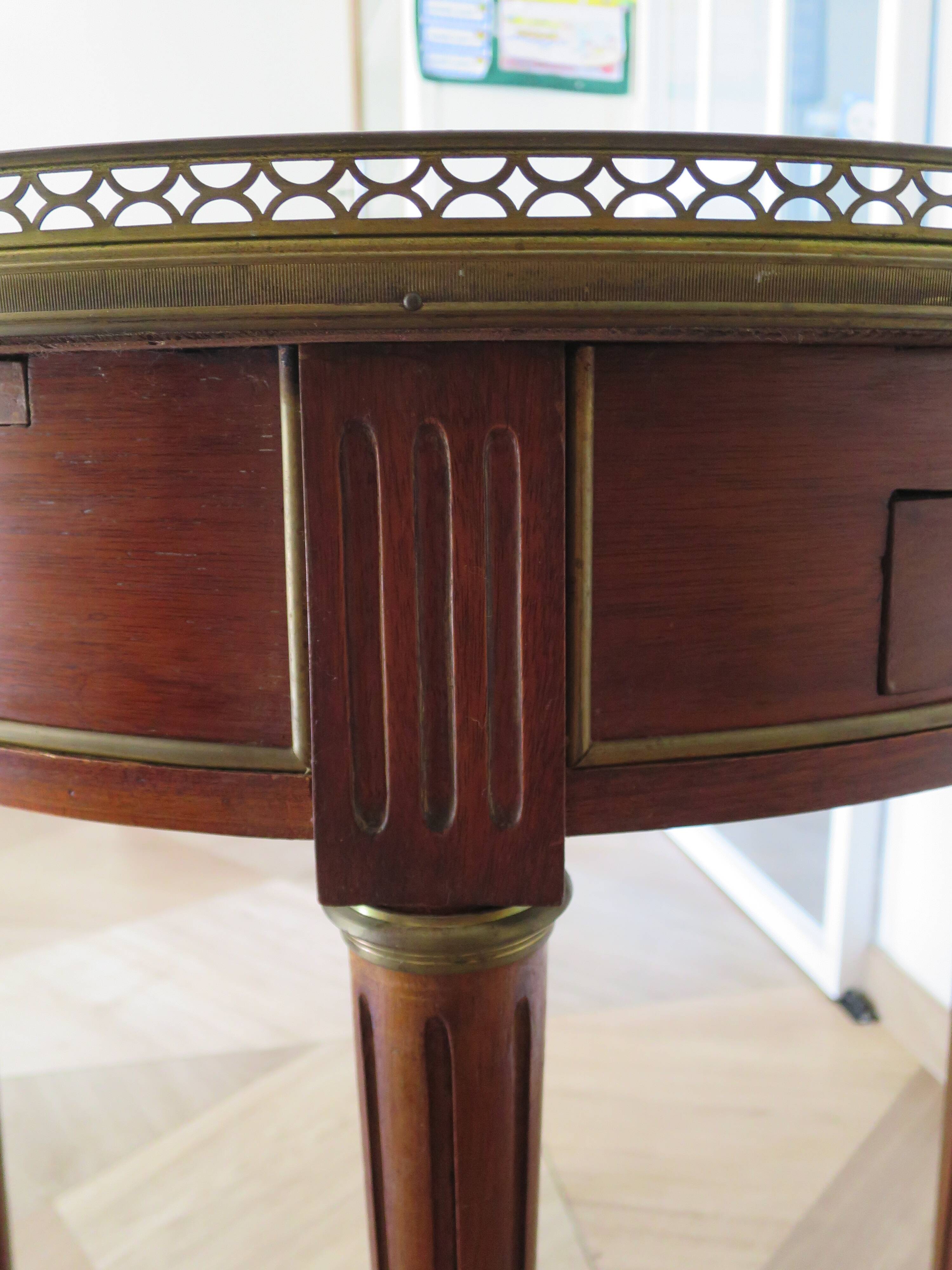 Bouillotte side table - mahogany veneer - white marble - Louis XVI - 1950