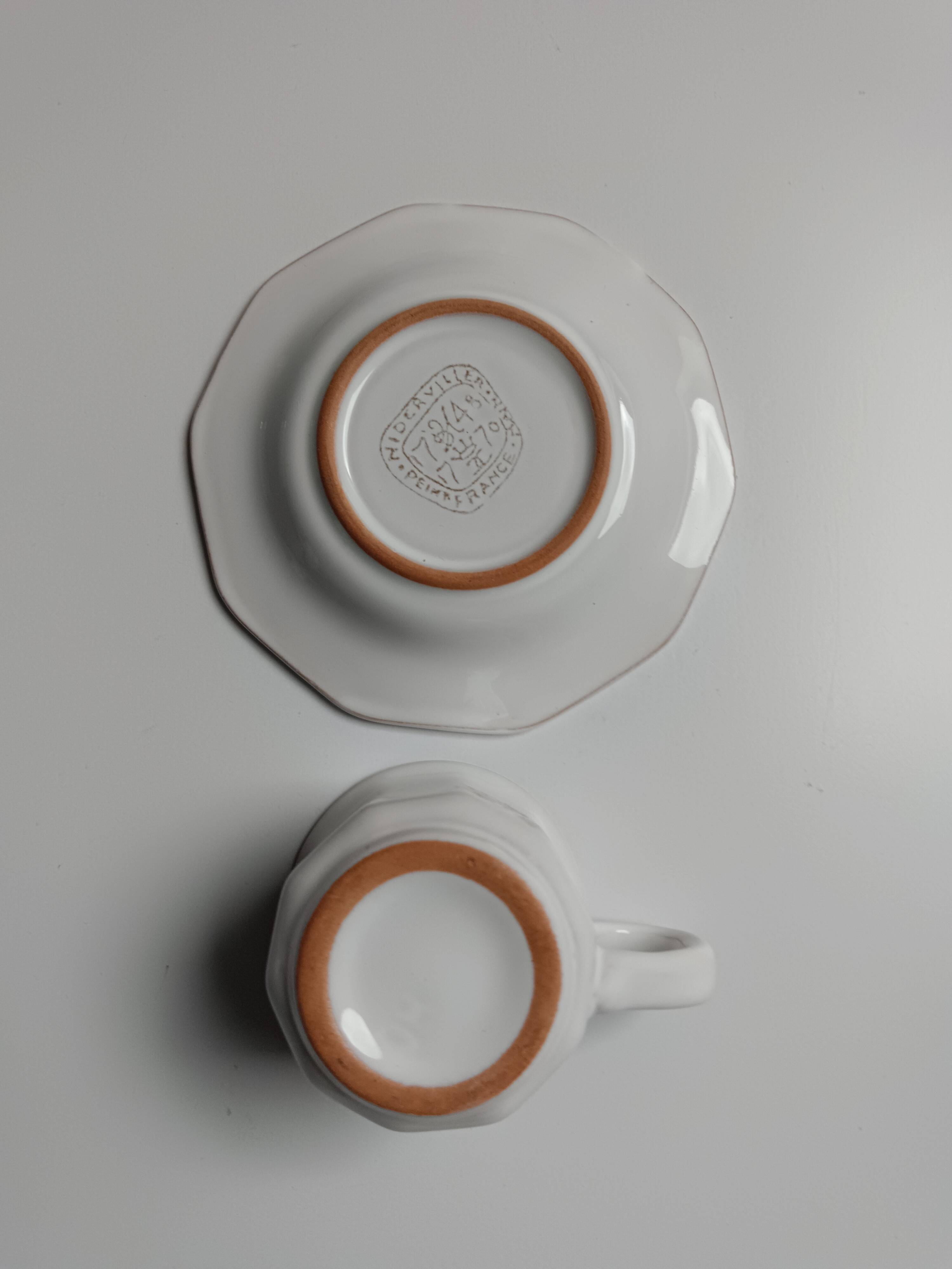 6 tasses Niderviller blanches et roses à décor de fleurs