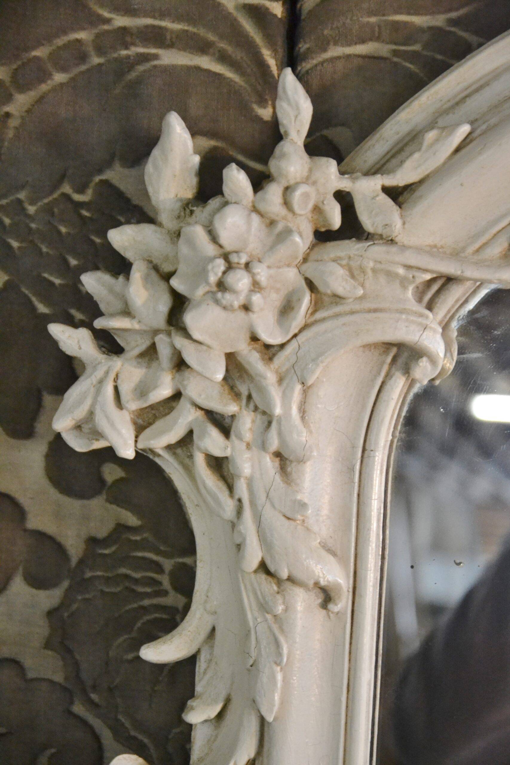 Large Louis XV rocaille style mirror, late 19th century