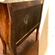 Commode galbée de style Louis XV en marqueterie XX siècle