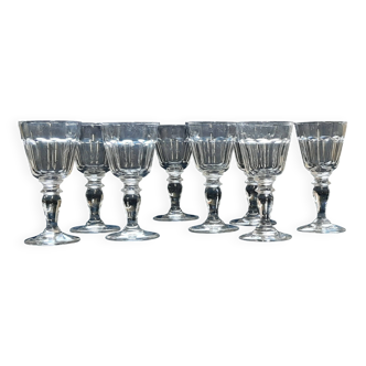 8 glasses of French production, old around 1900.