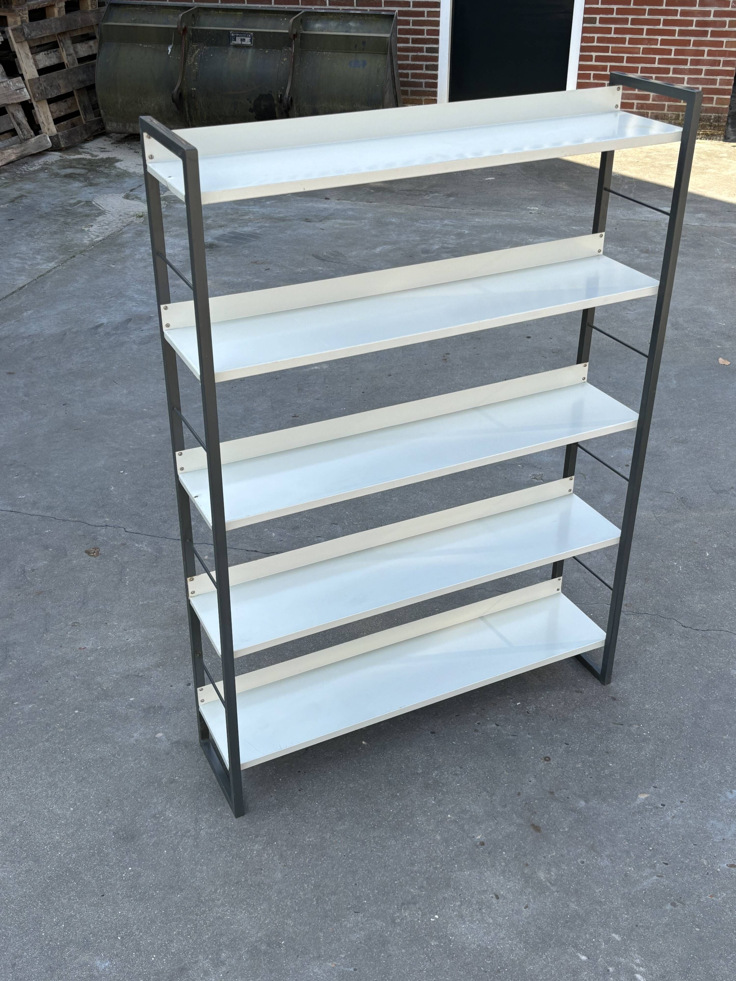 Tomado shelving unit Free standing in metal and gray - 1960s Dutch Design