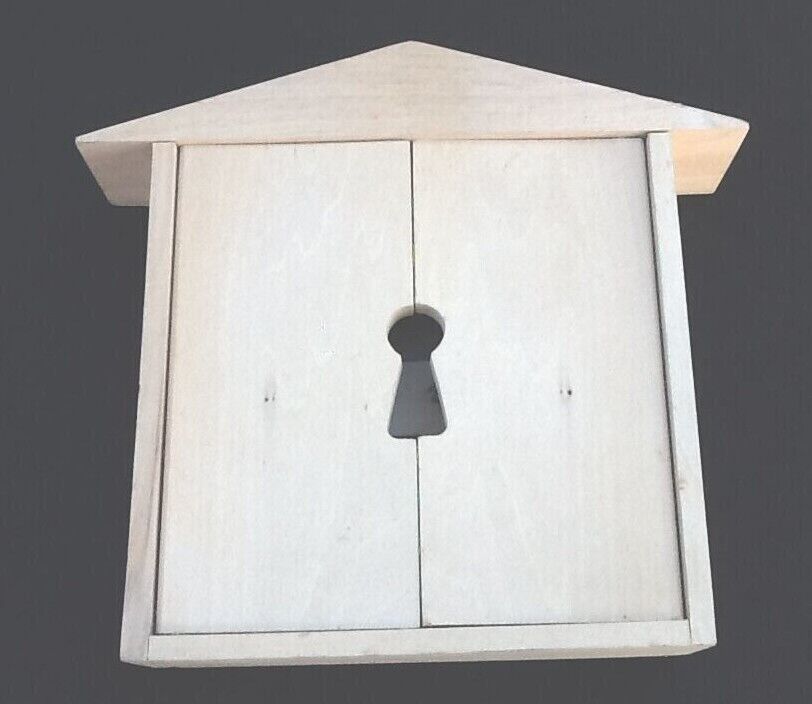 Wall key box Wooden maisonette
