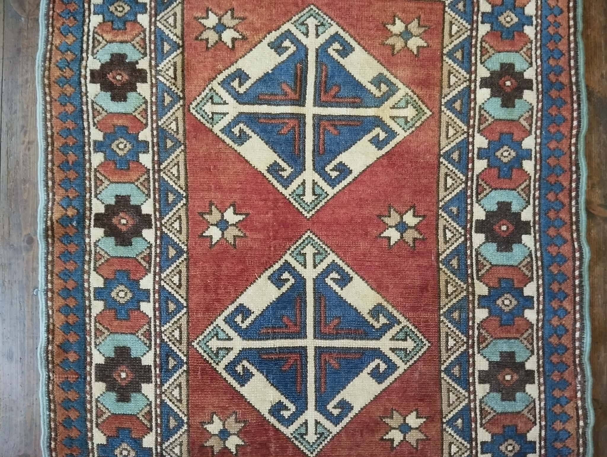 Handmade Anatolian carpet Kars 136x100cm