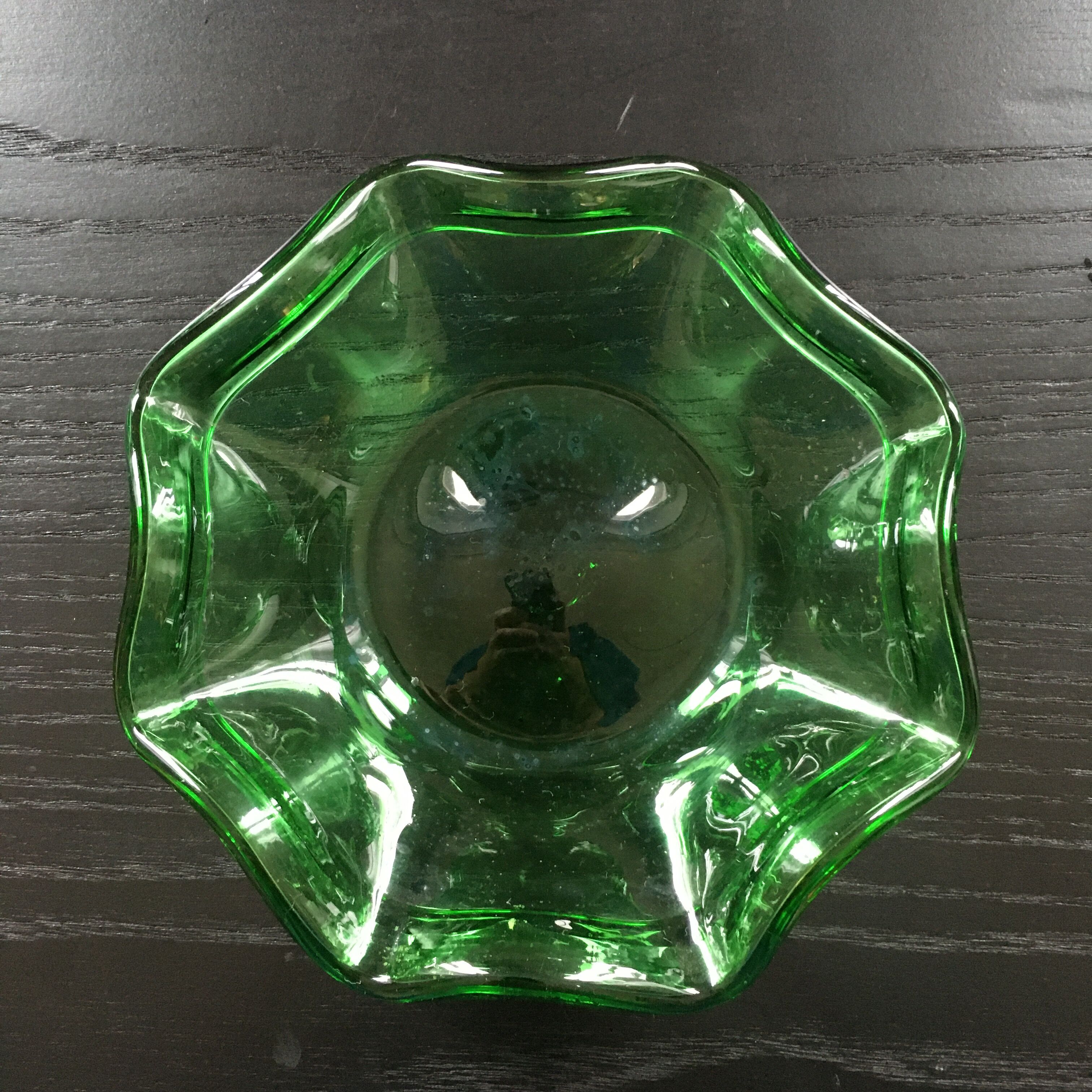 Lot of 3 green bowls.