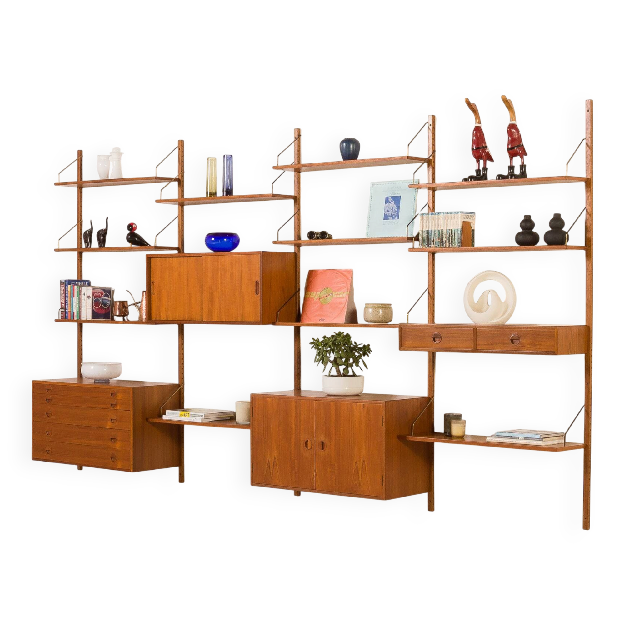 Hansen and Guldborg extra wide shelving unit in teak, 1960s