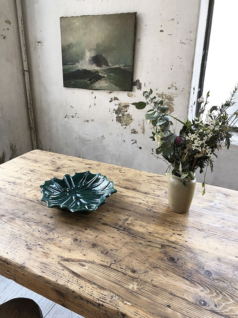 Vallauris green ceramic leaf dish