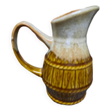 Sandstone pitcher