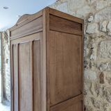 Armoire parisienne