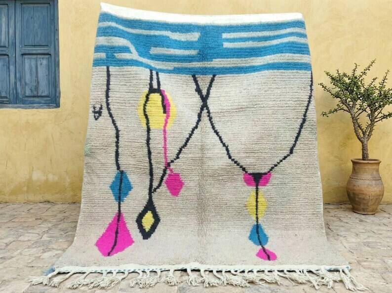 Traditional Moroccan rug 200cm x 300cm