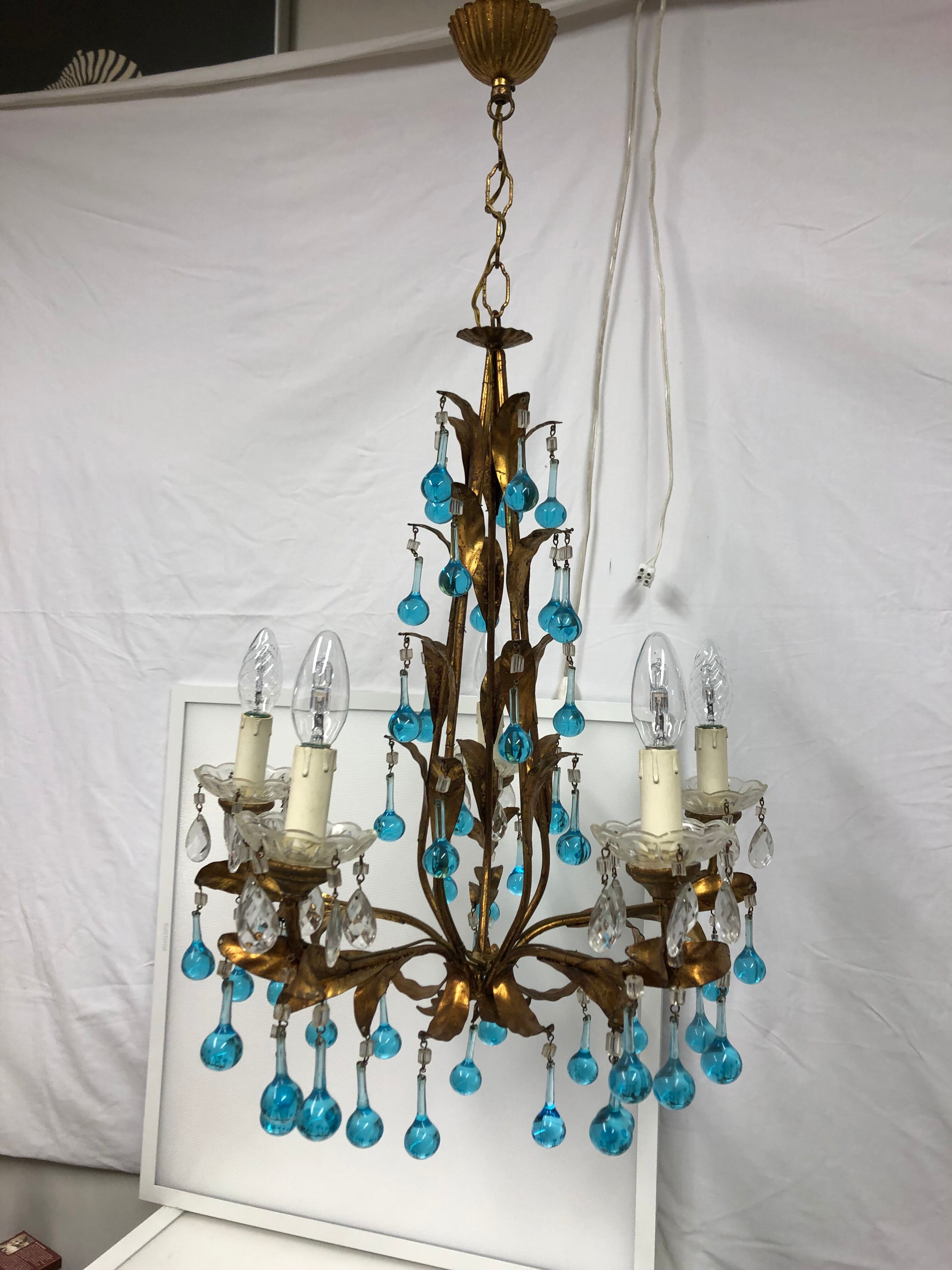 Chandelier with pearl grapevines