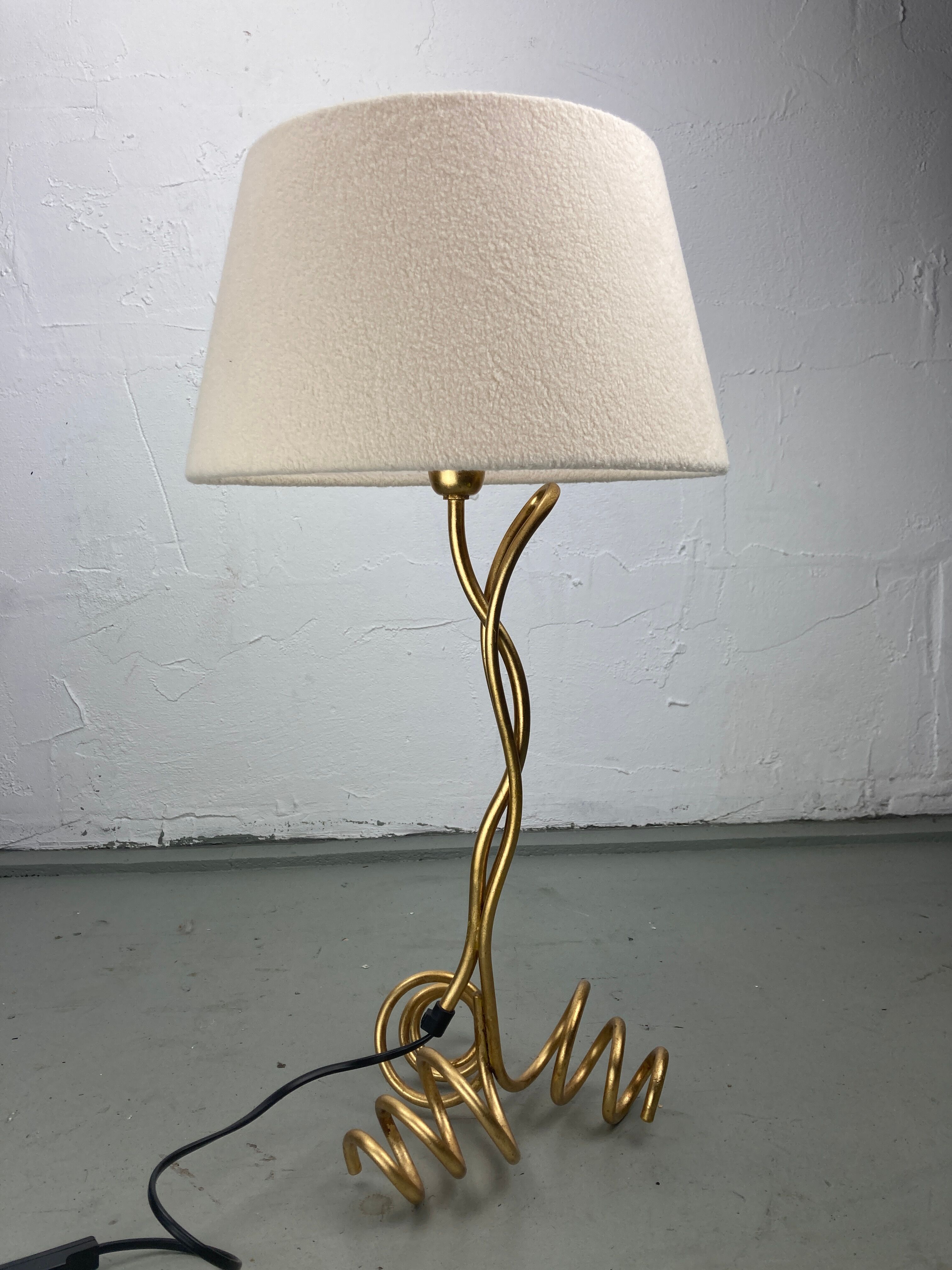 Vintage curly wavy free form label lamp, bouclé shade