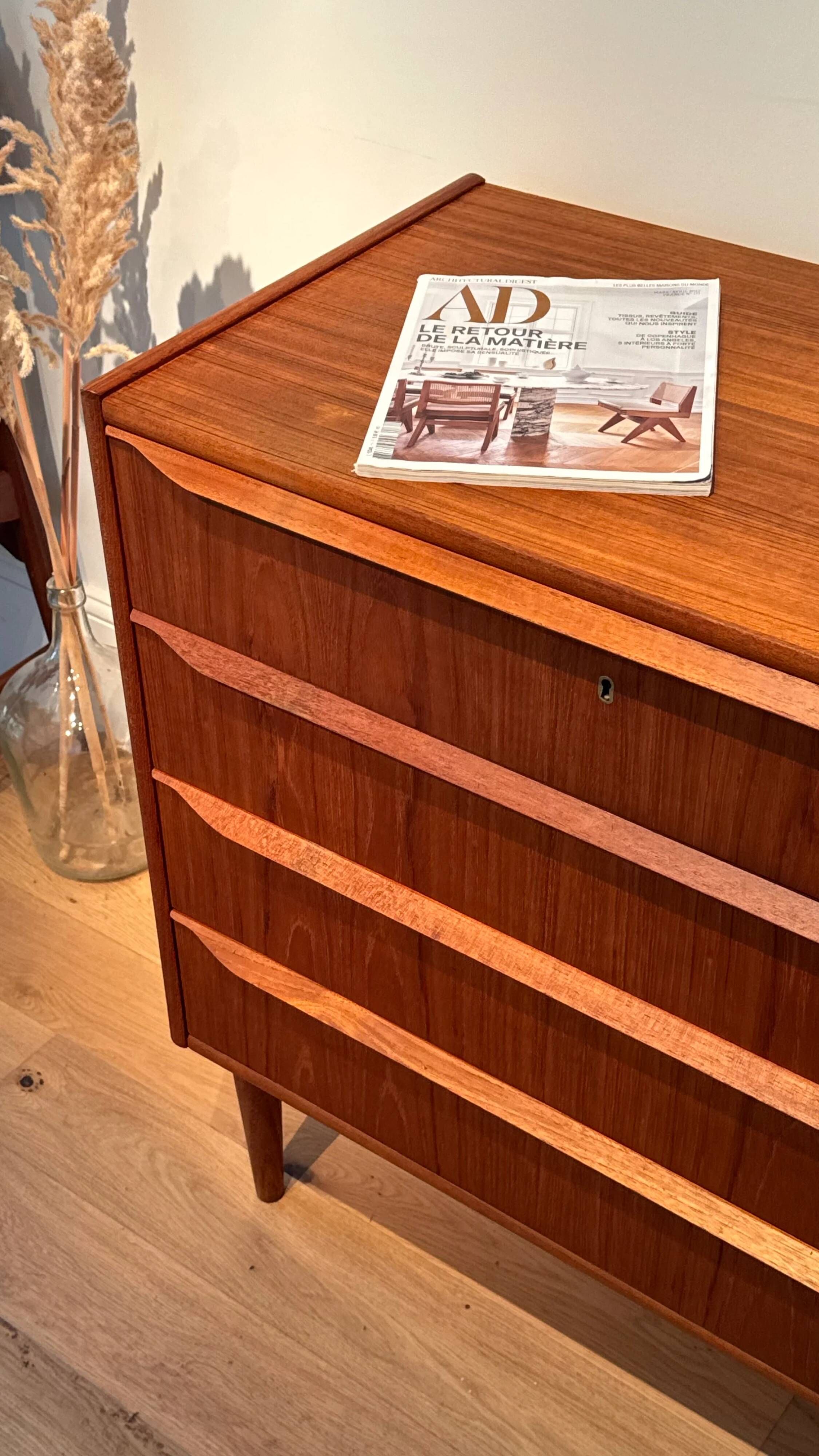 Commode scandinave vintage en teck "Tage"