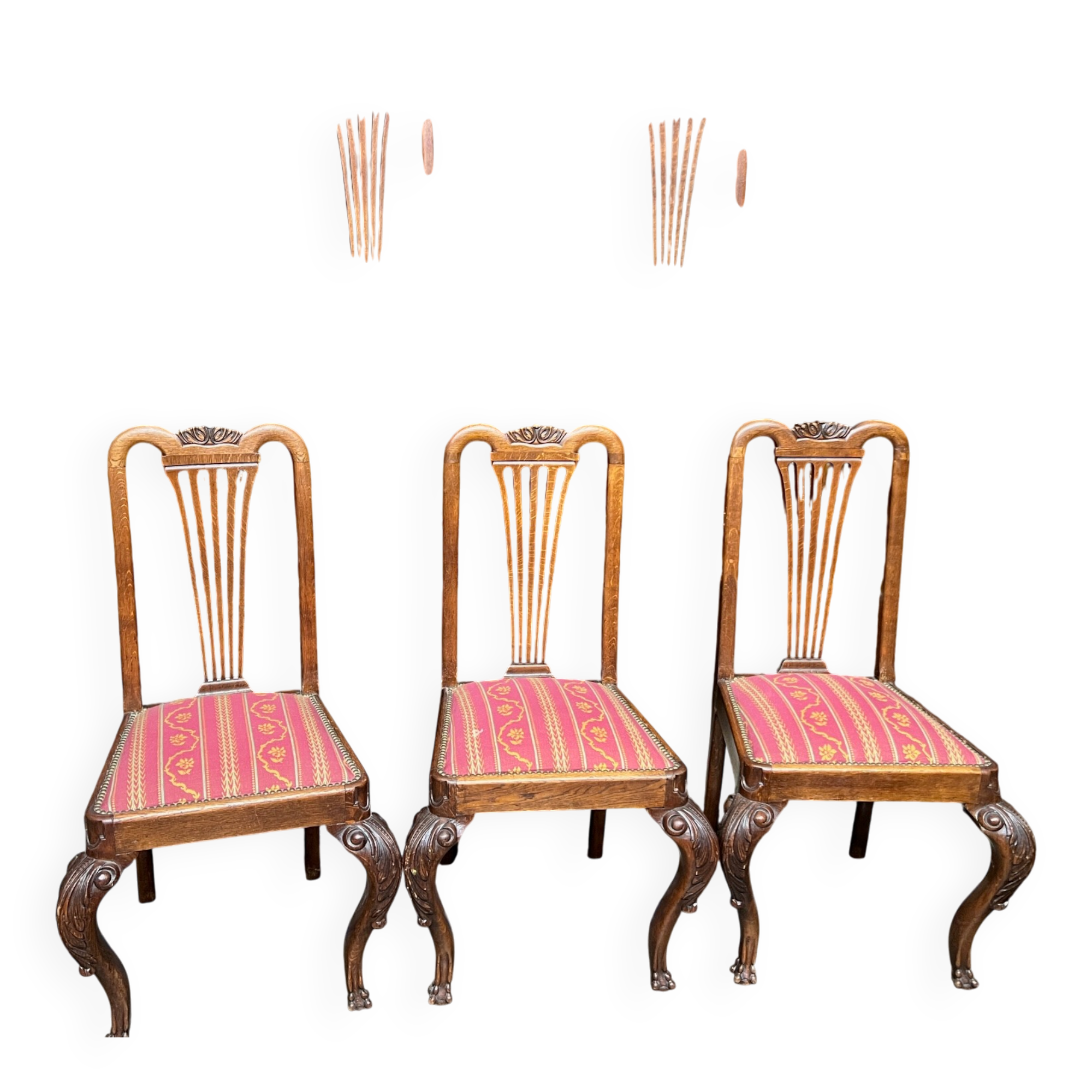 Ensemble - 5 chaises style Chippendale.