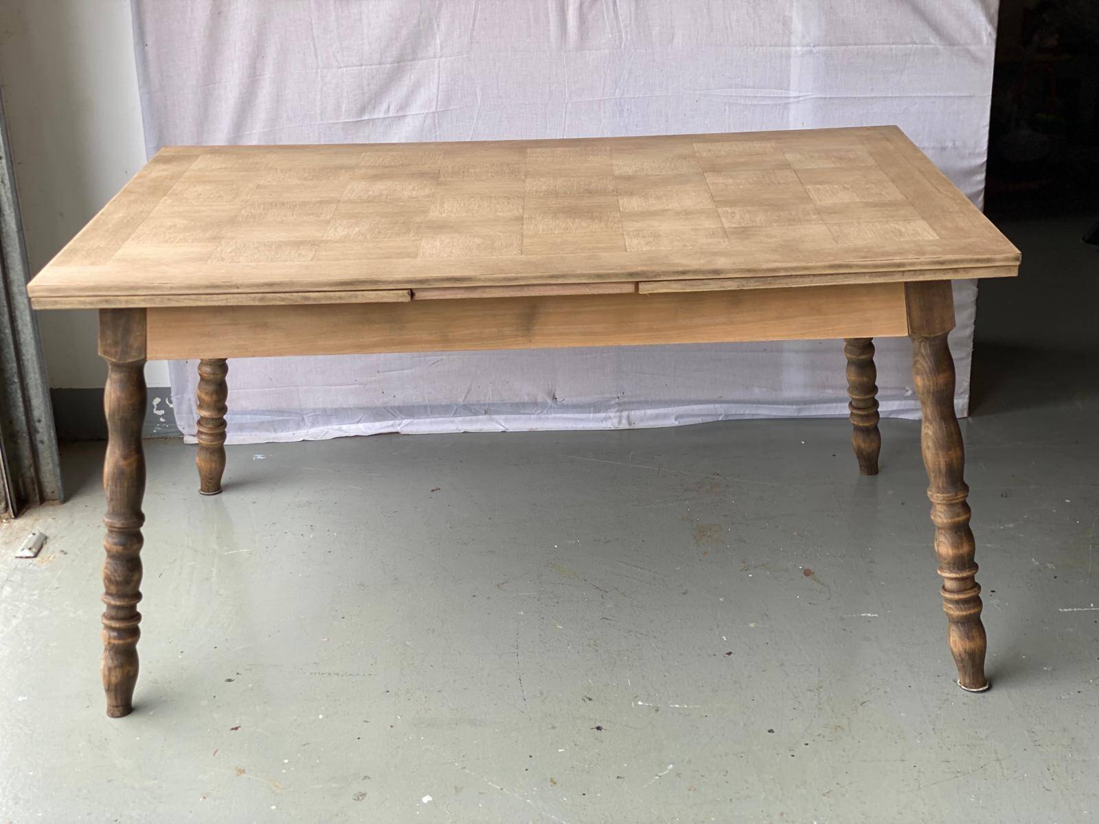 Vintage extendable dining table renovated in marquetry and raw wood