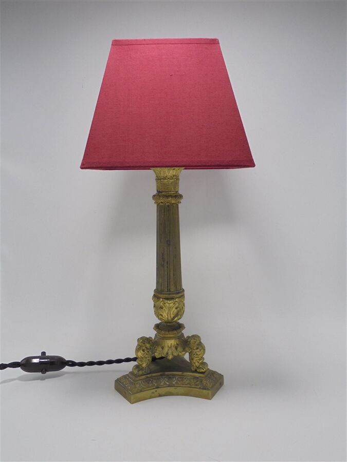Empire style lamp