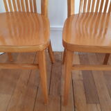 Lot of 2 vintage wooden chairs