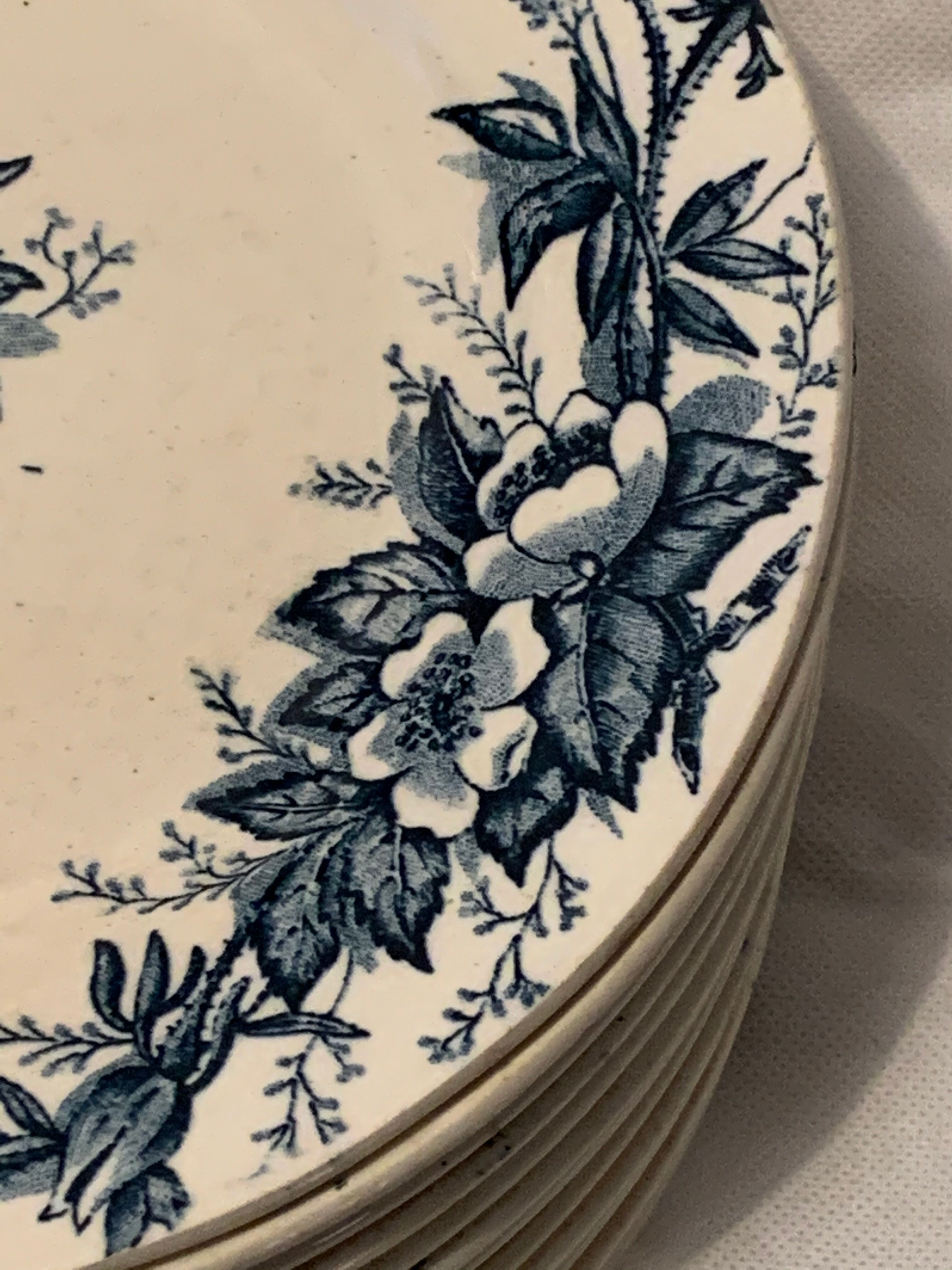 Set of 12 old blue dessert plates Eglantines, Iron Land, HB and Co.