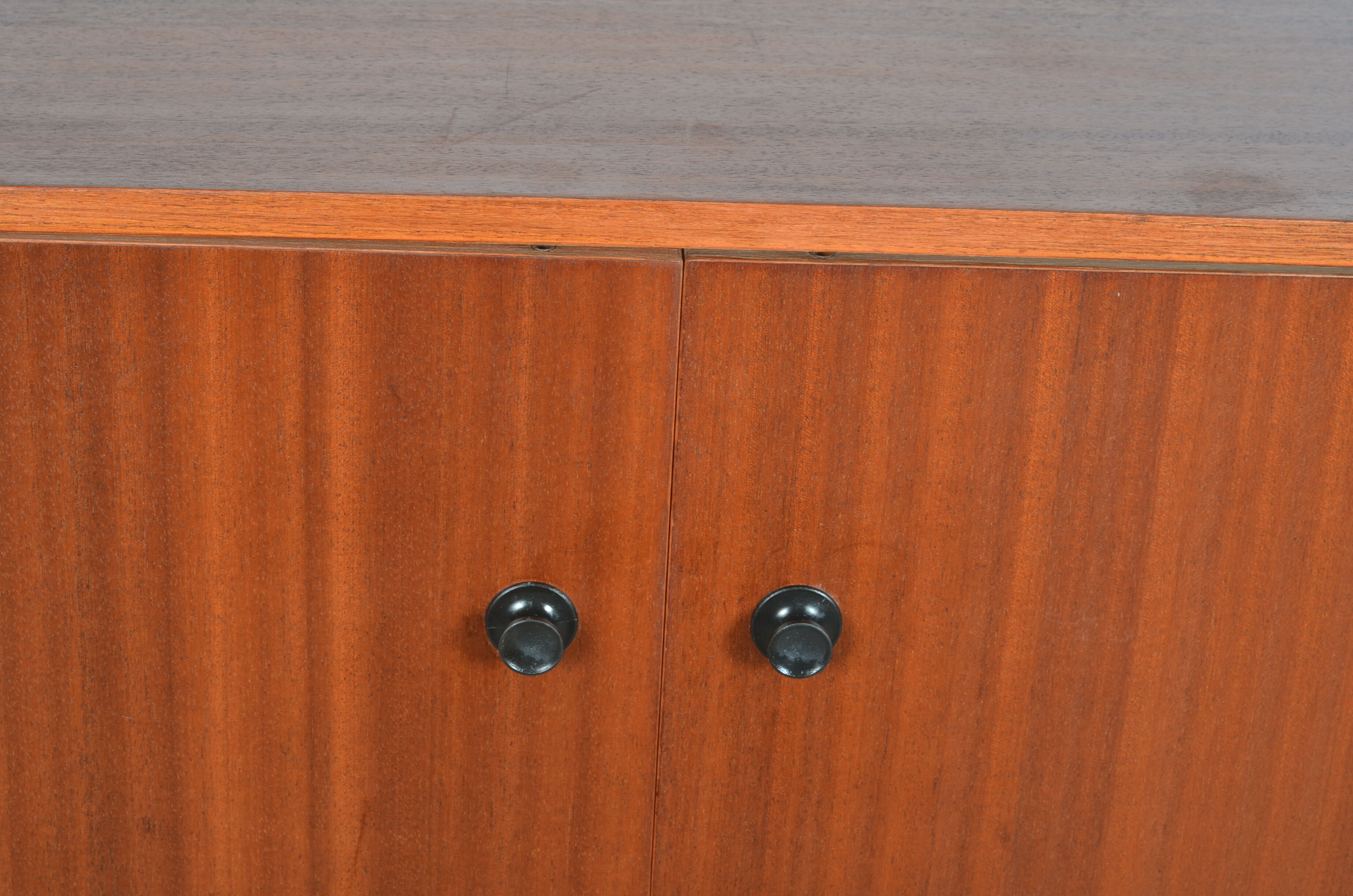 Shoe cabinet 2 doors