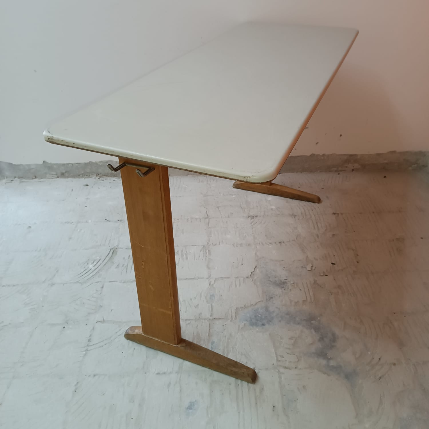 Bureau d'ecole vintage, 1960, Casala