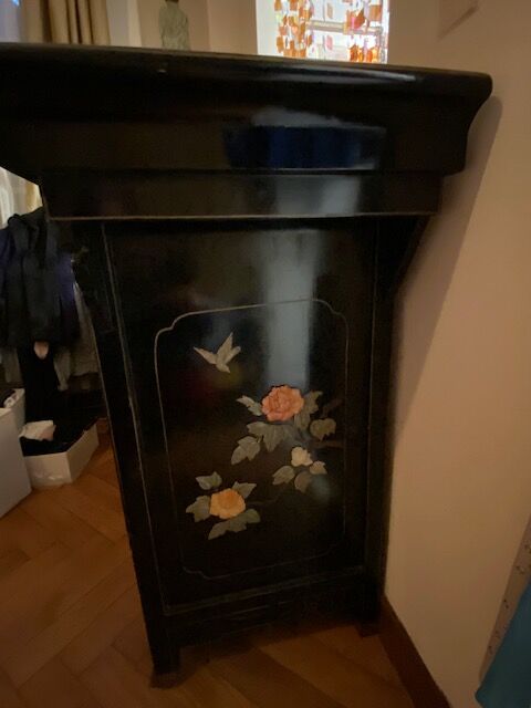 Chinese storage cabinet "pagoda"