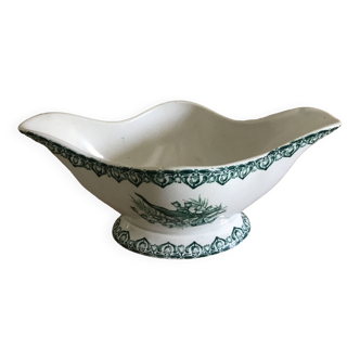 Gravy boat