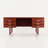 Teak desk design by Kai Kristiansen scandinavian design of the 1970s