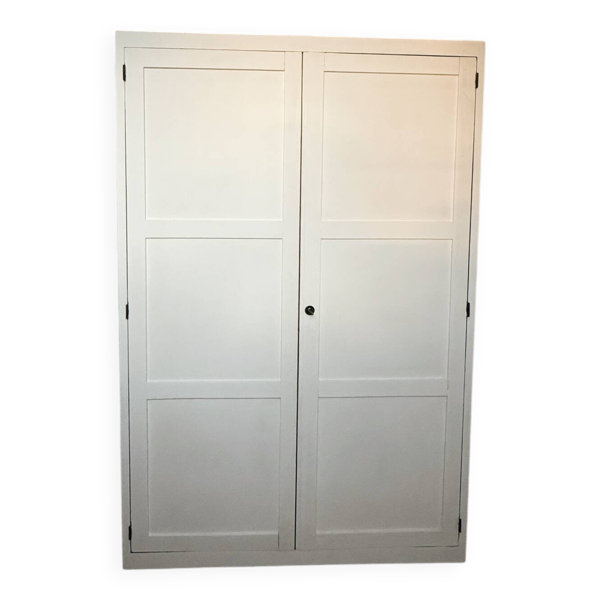 Armoire maître d’école