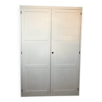 Armoire maître d’école