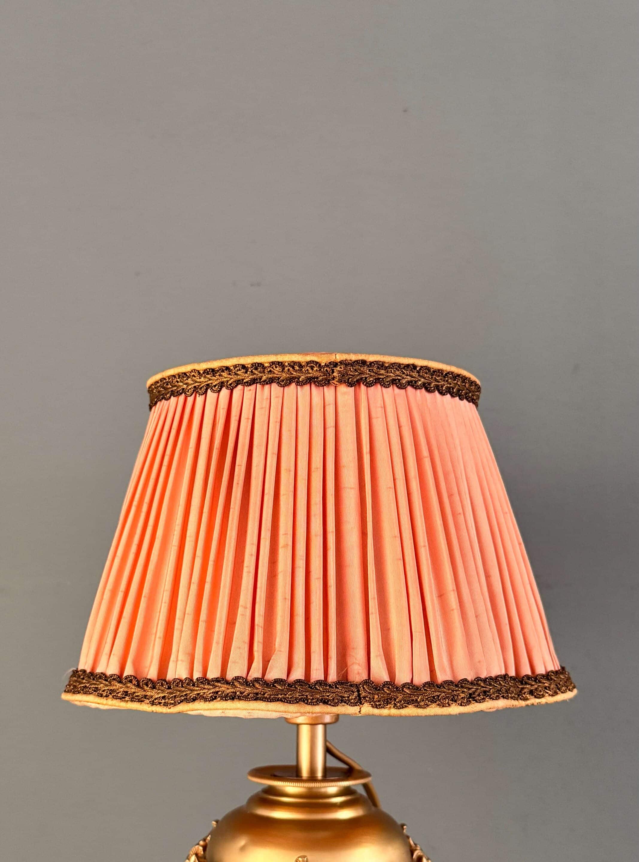 19th-century cassolette lamp