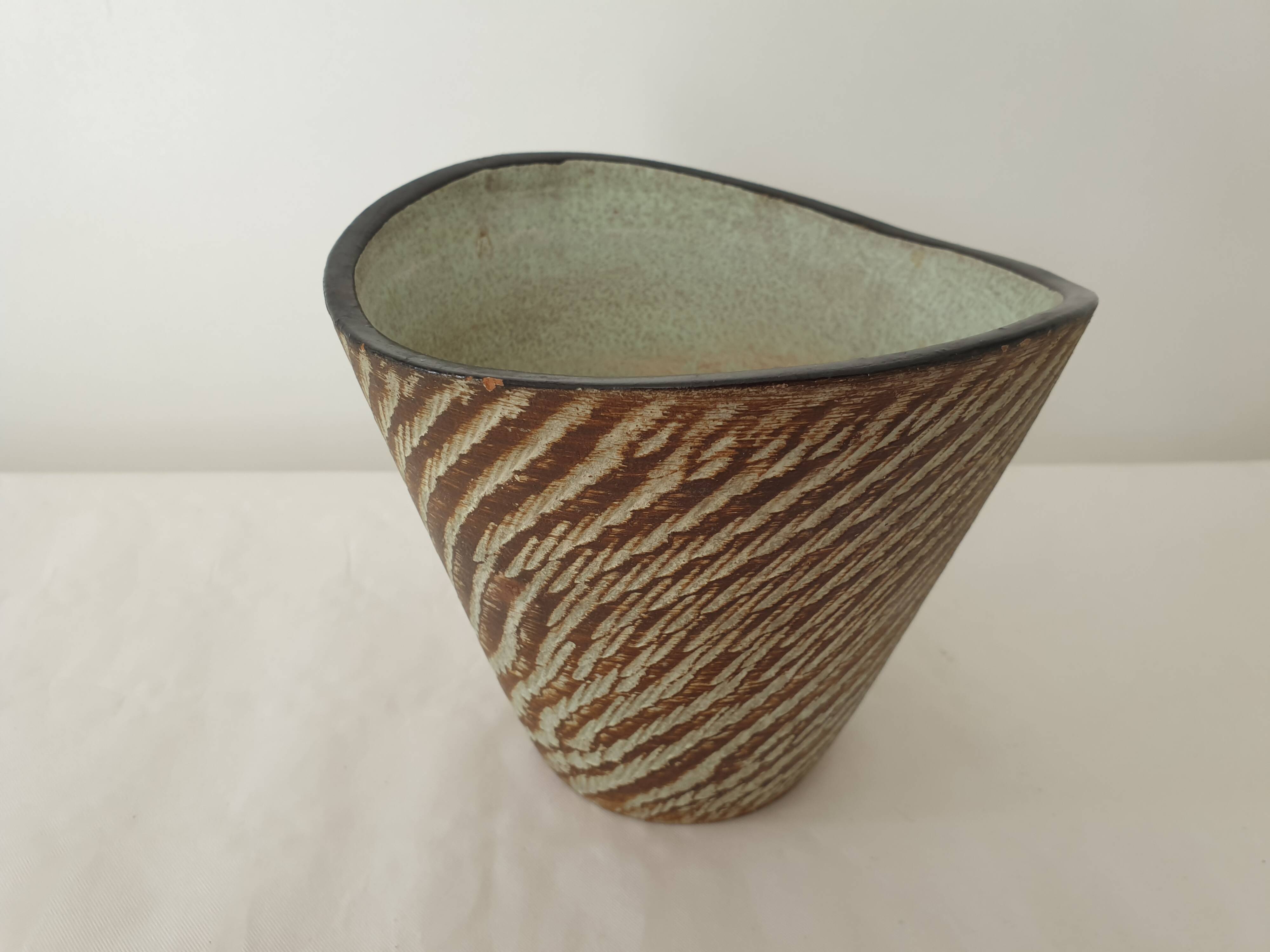 Ovoid designer ceramic vase Signed D&B Hohr Gesgesch