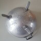Aluminum strainer