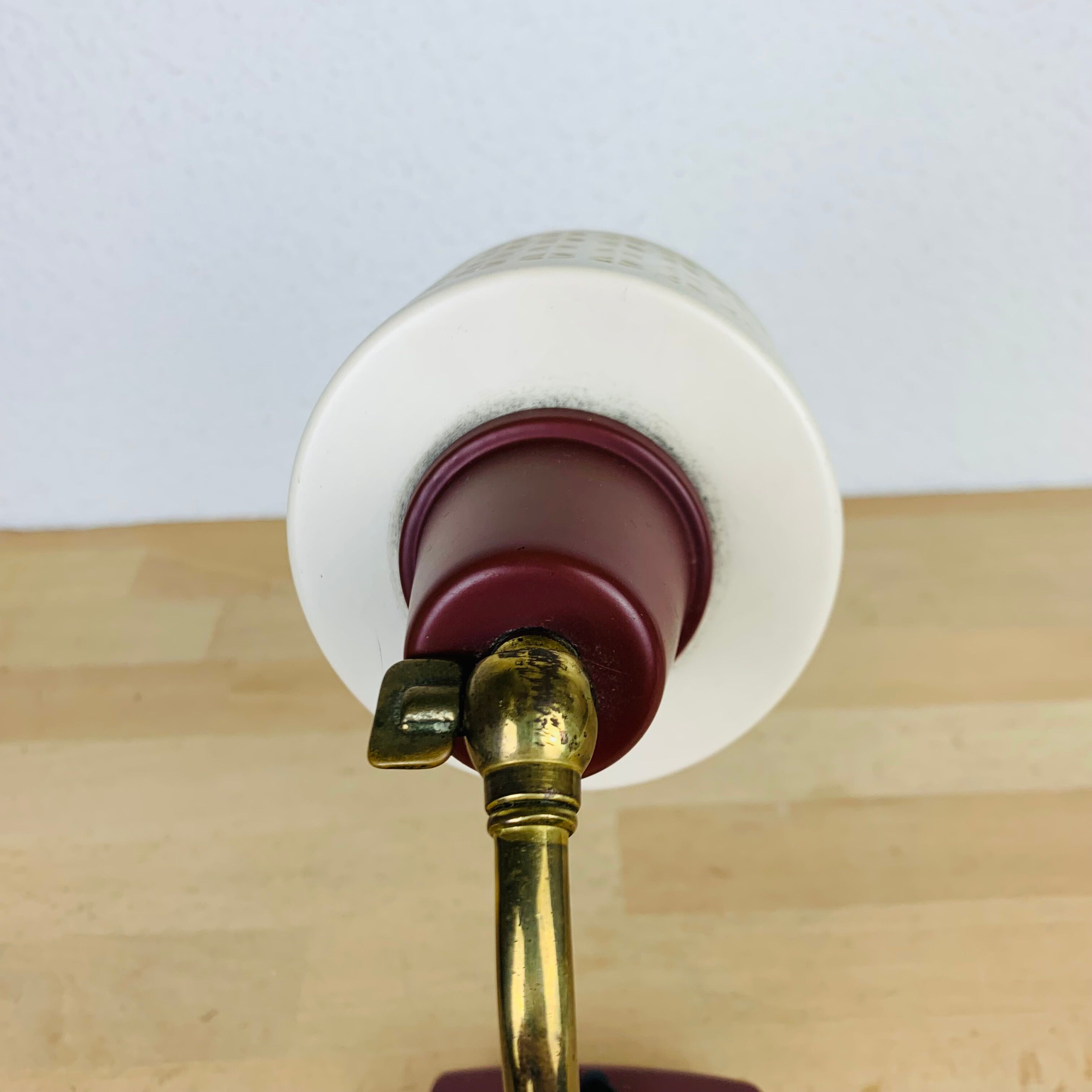 Lamp cocotte years 50red perforated metal