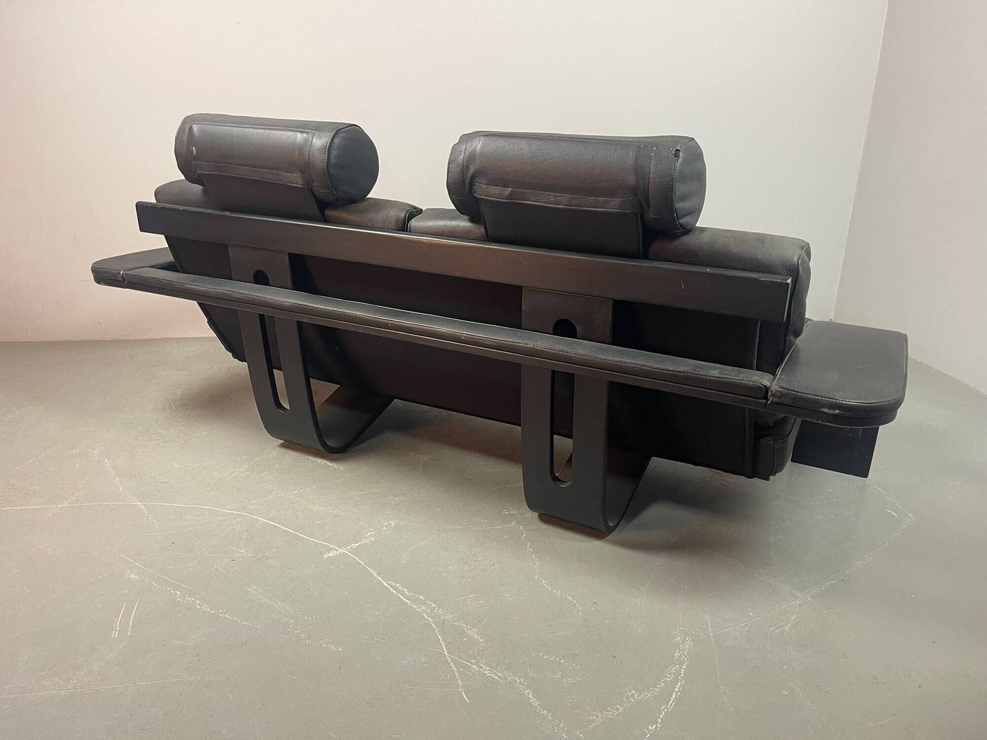 Black Leather Ake Fribytter “Kroken” Two-Seater Sofa for Nelo Möbel. Sweden