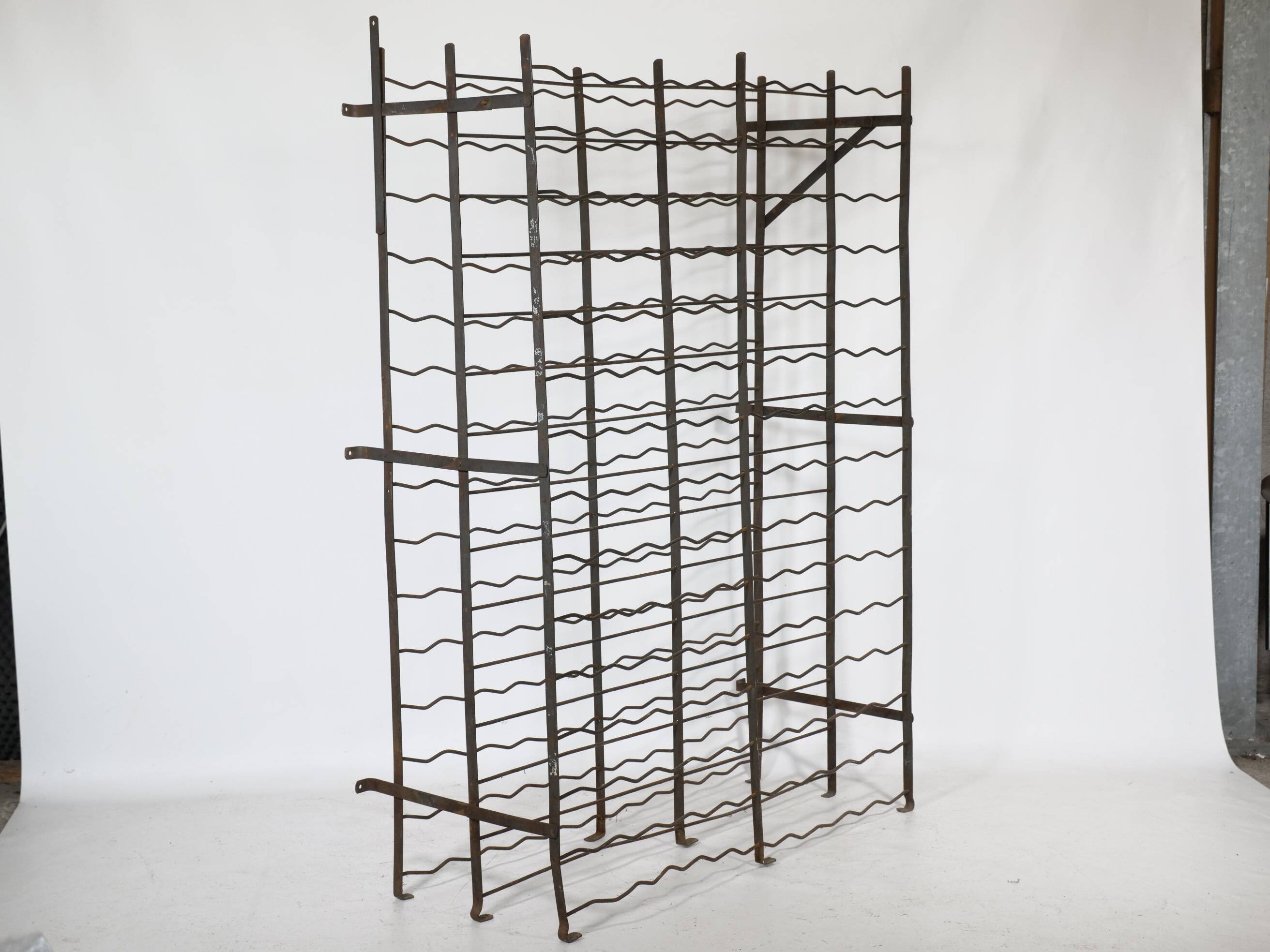 Grand casier à vin vintage en métal, 1960s