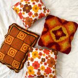 Set of two decorative cushions 70