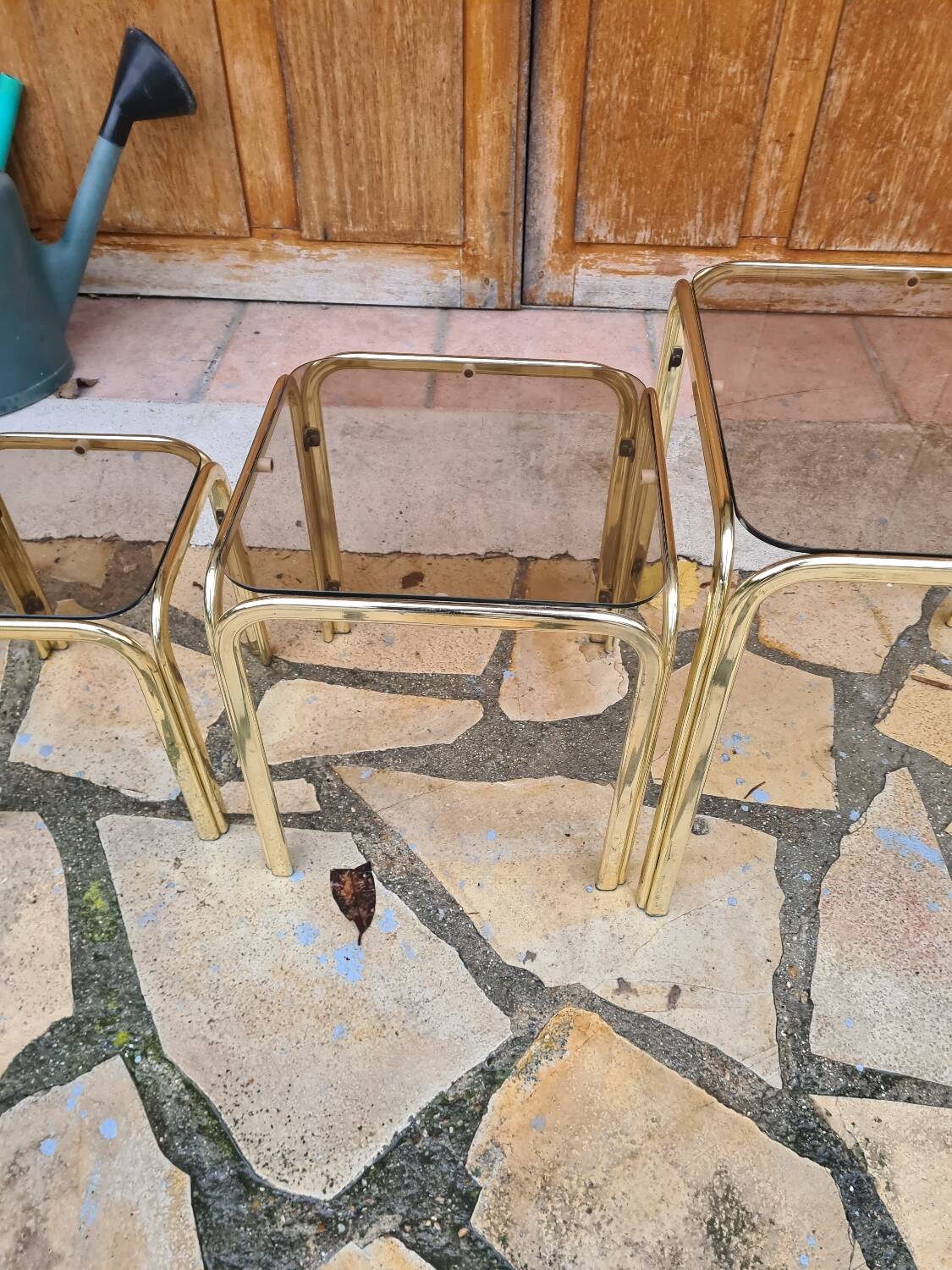 Vintage nesting coffee table