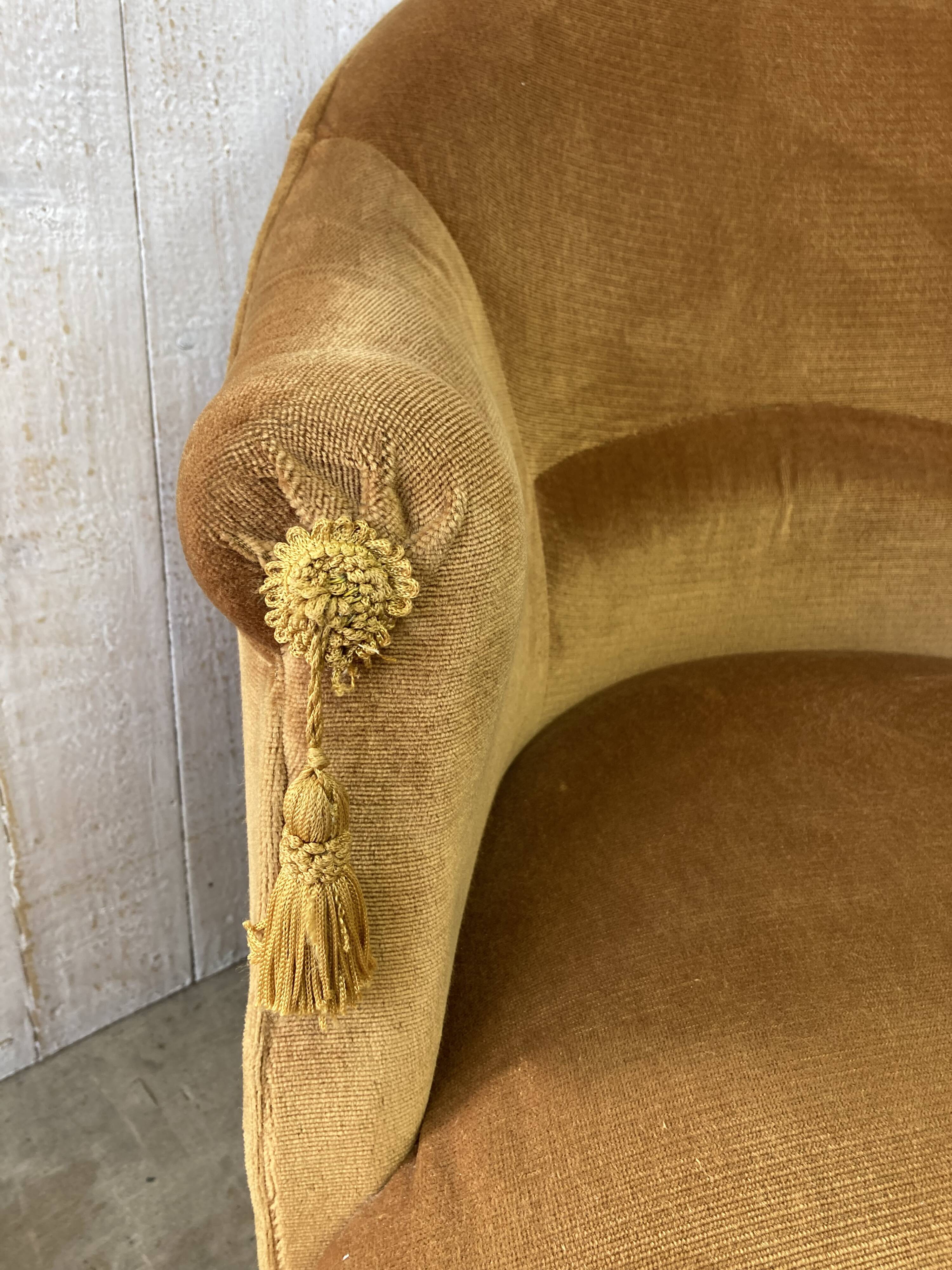 Vintage toad armchair