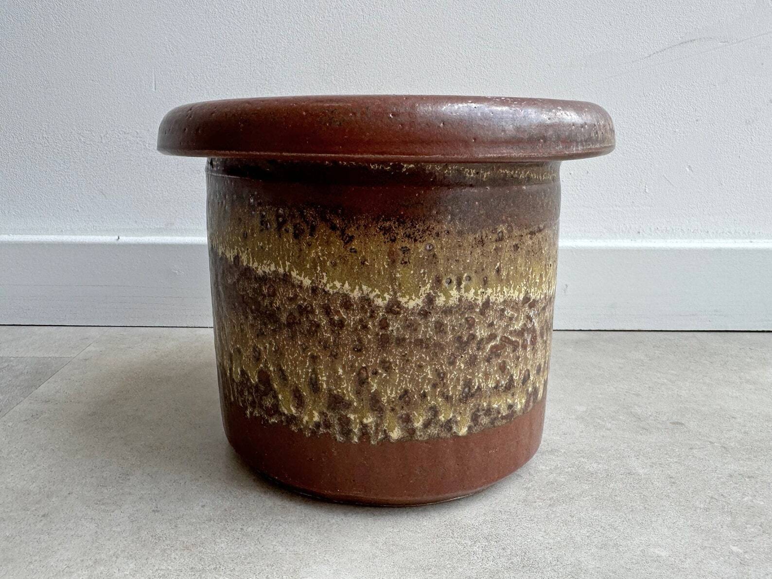 Large vintage fat lava ceramic flower pot / planter