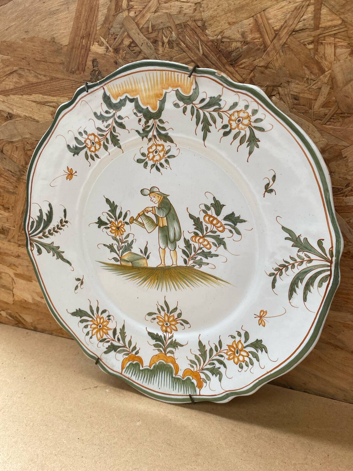 Ancienne Assiette MOUSTIERS Céramique Décor Vert & Orange Vintage #B195