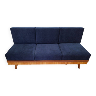 Folding sofa, designer Lejkowski Leśniewski, 1960s, Poland