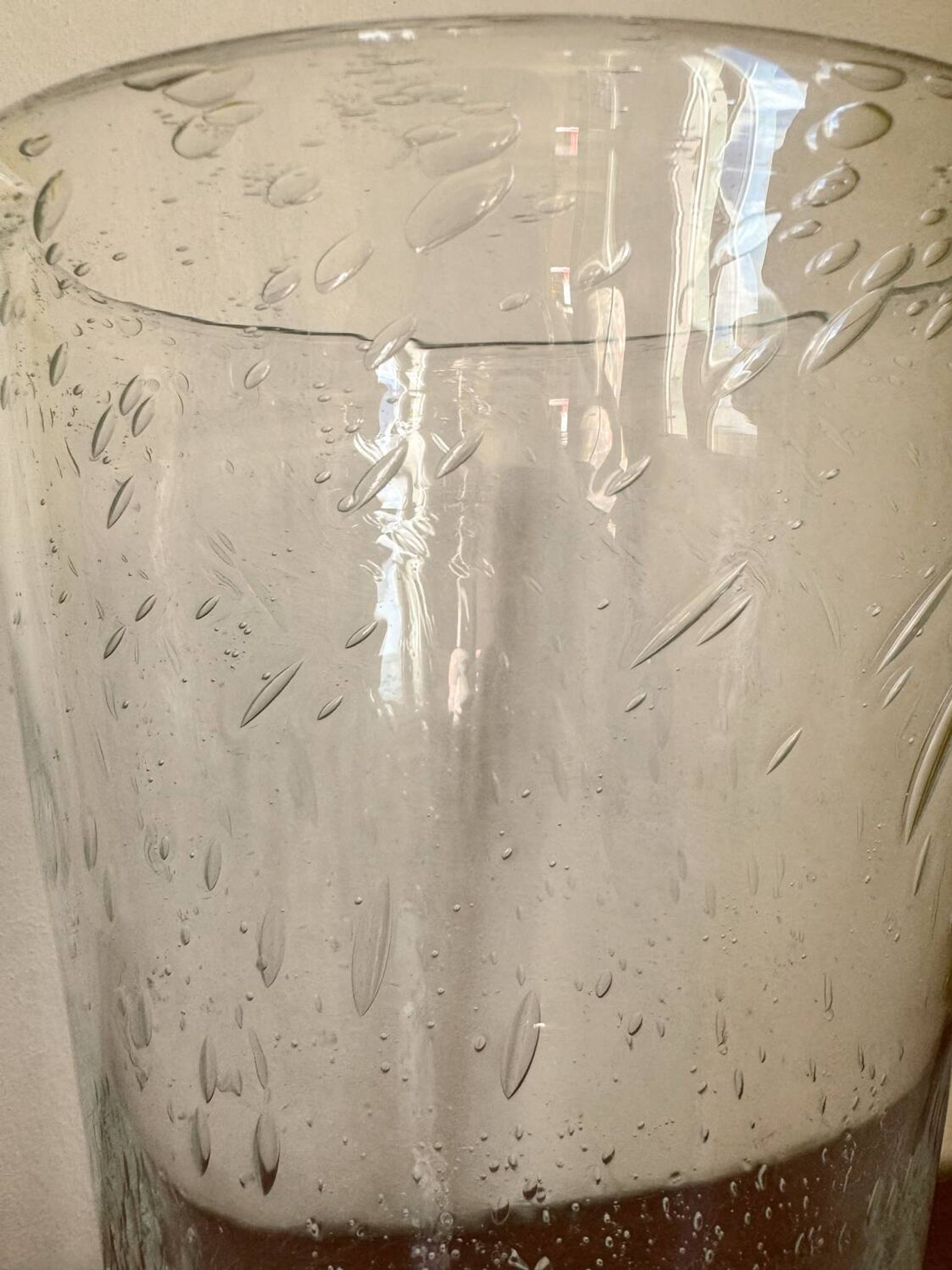 Grand vase cristal bullé années 70