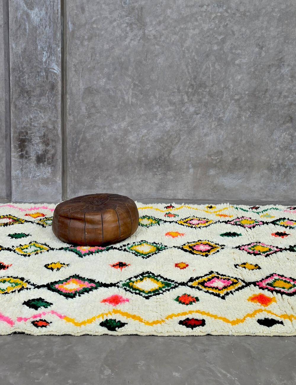 Azilal Berber Pattern Rug - 270 x 187 cm