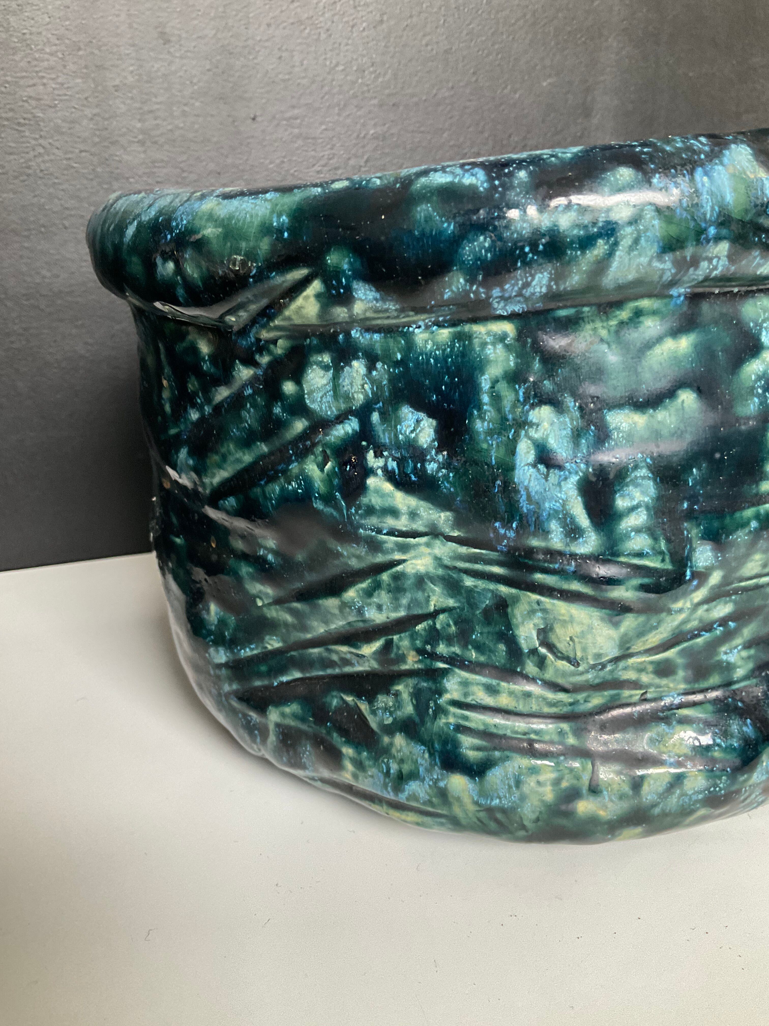 Vintage cache pot in glazed ceramic