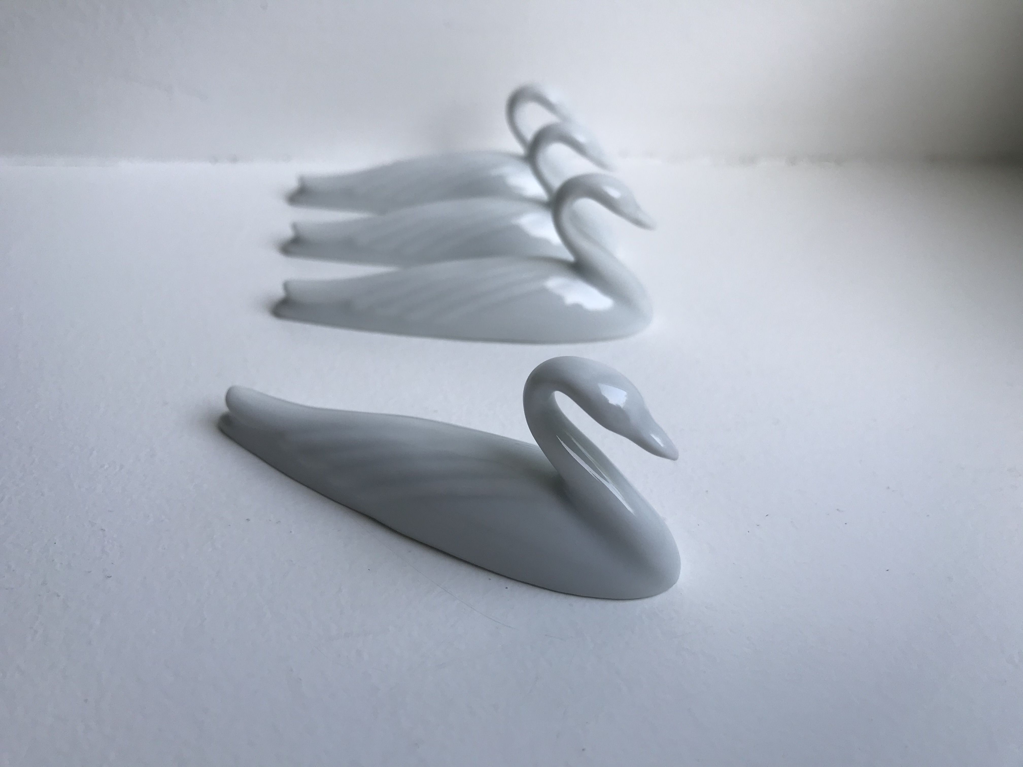 Set of 4 sword holders swans porcelain of Avignon 50s