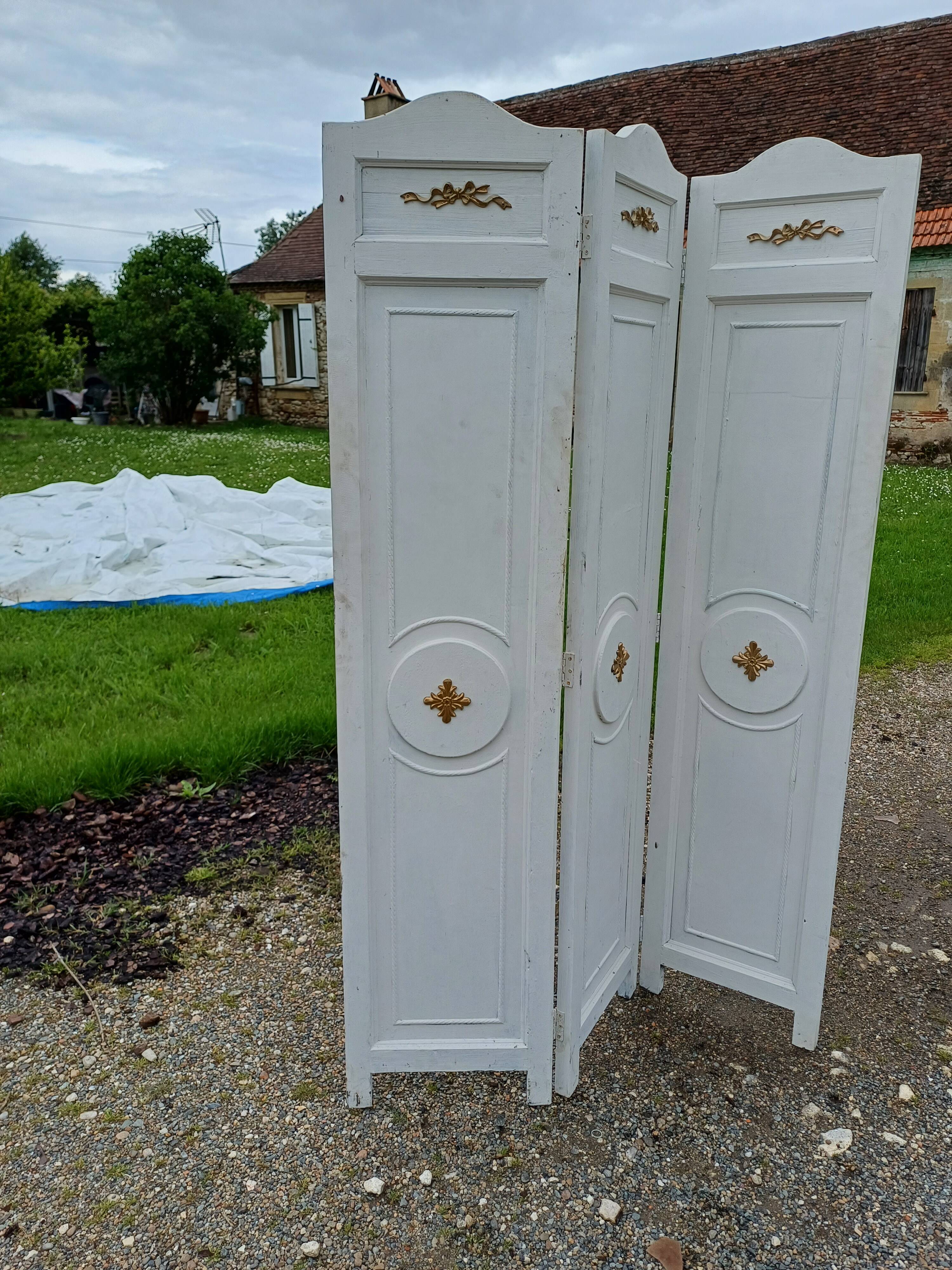 Wooden Screen 3 Leaves