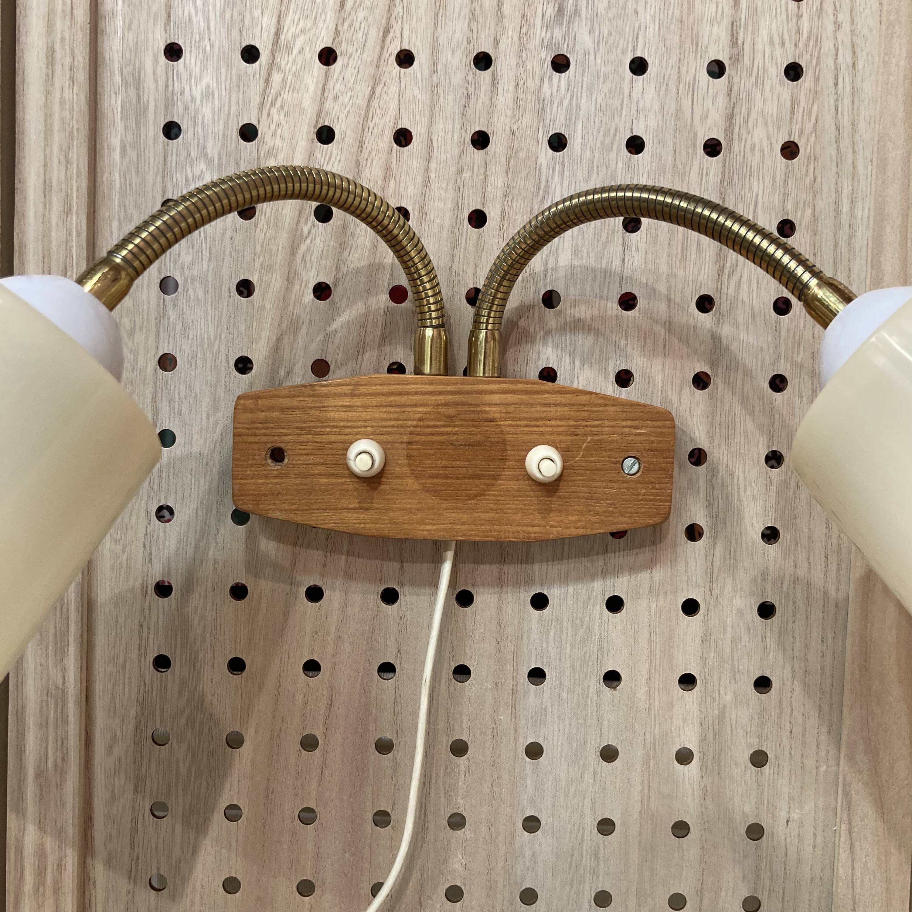 Grande applique double "design 1950".