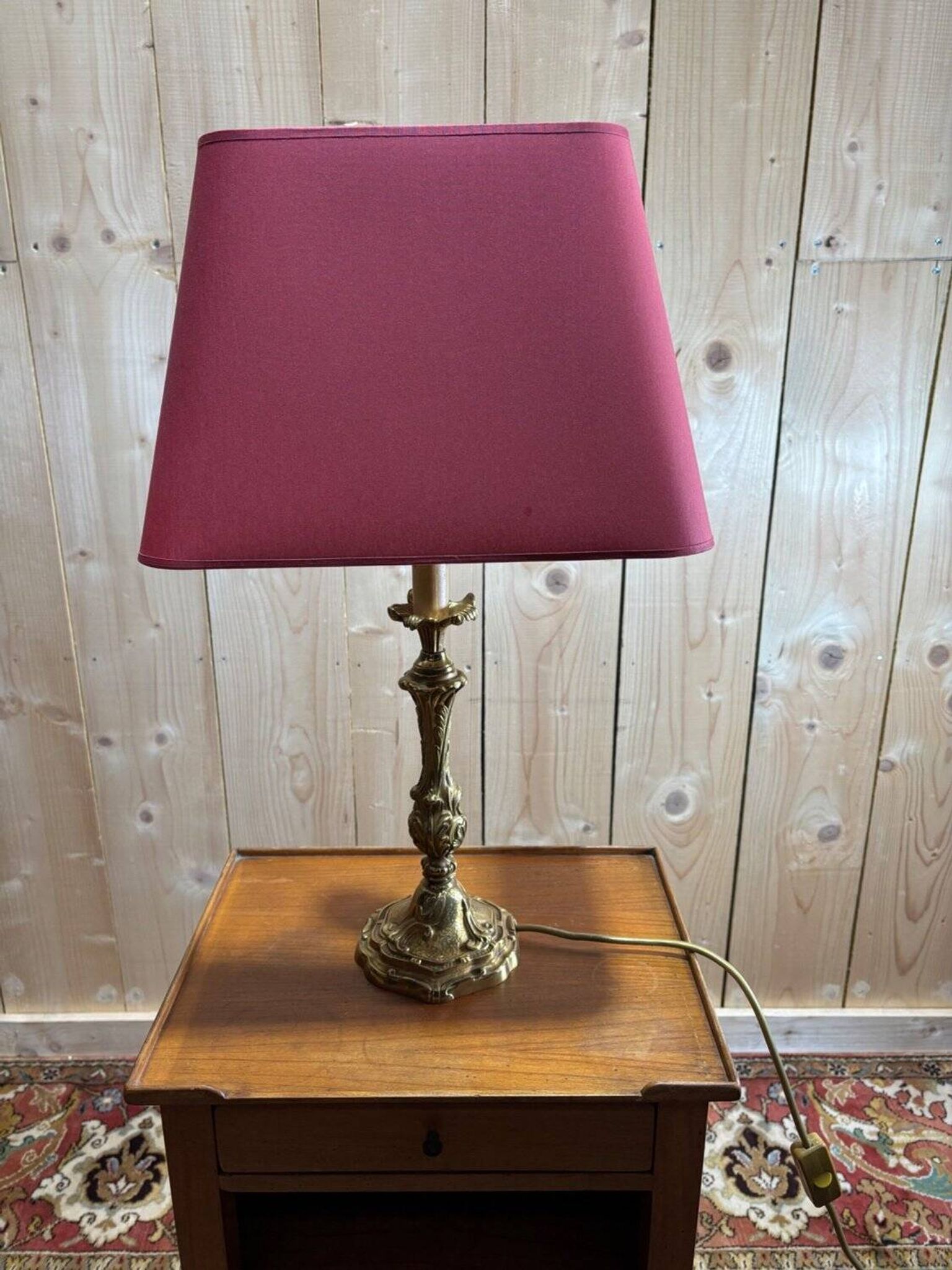 Série de 3 lampes en bronze Louis XV