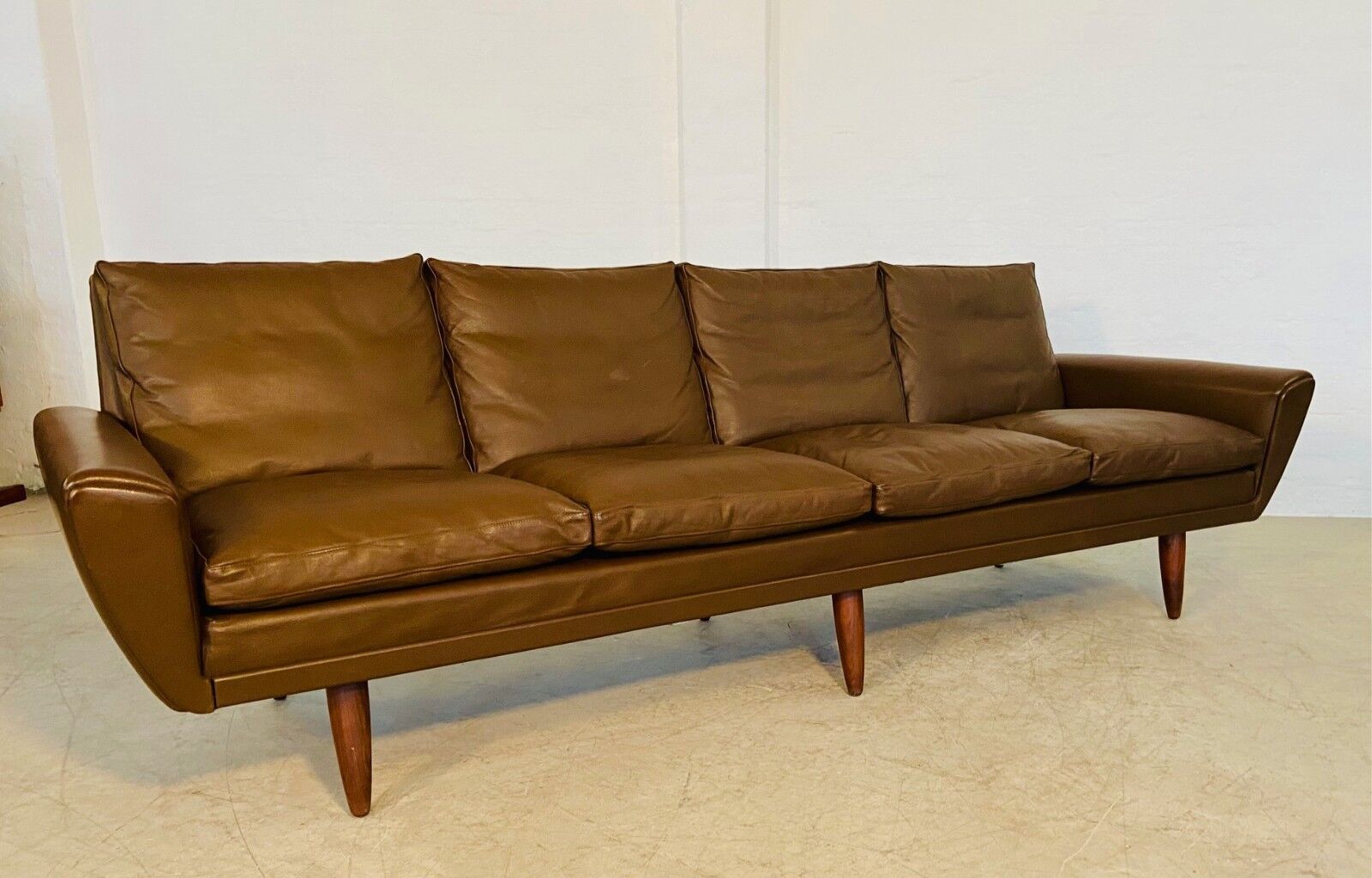 Vintage retro Danish mid-century G. Thams 4 person sofa in brown leather 1960